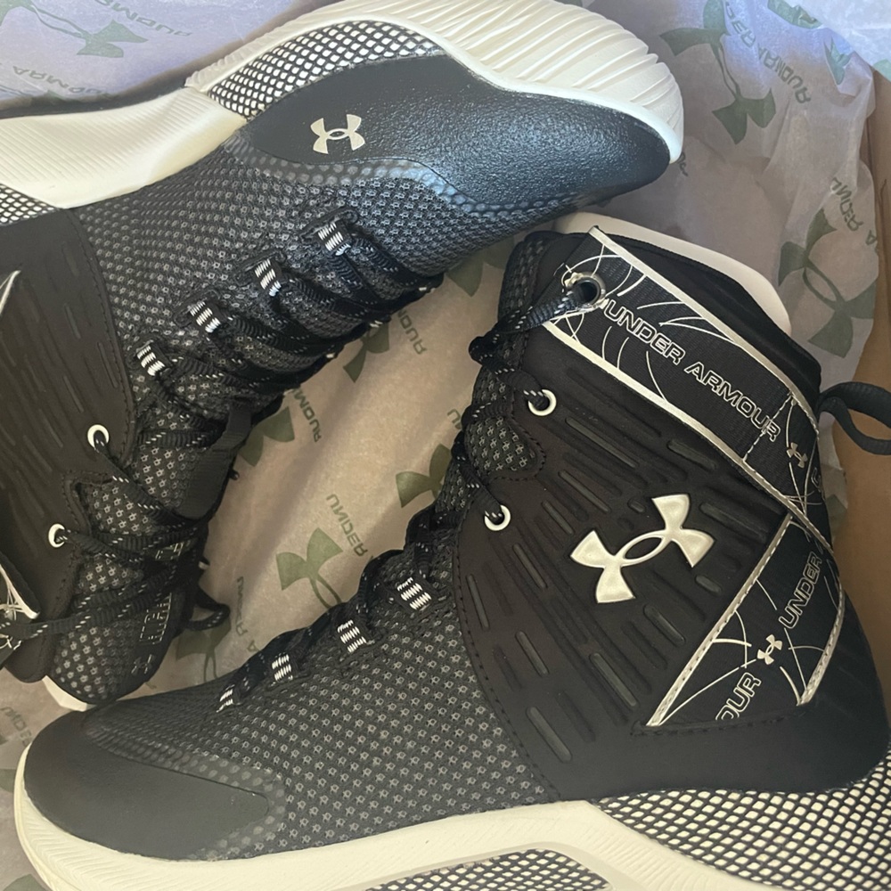 Under Armour Volleyballl shoes